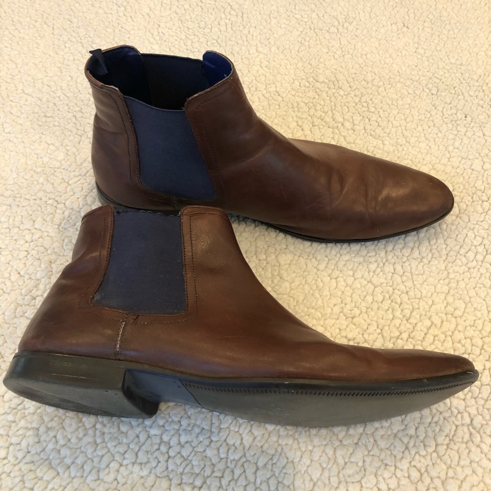 Leather Chelsea boots